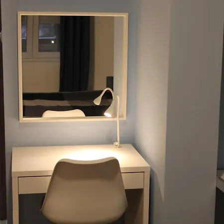 Luxury Parking In Garage Apartment Nis