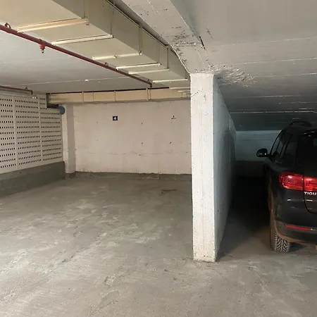 Luxury Parking In Garage Apartment